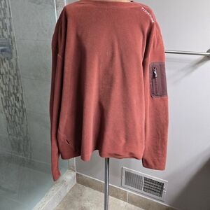 Men's Columbia Titanium Red Sweater